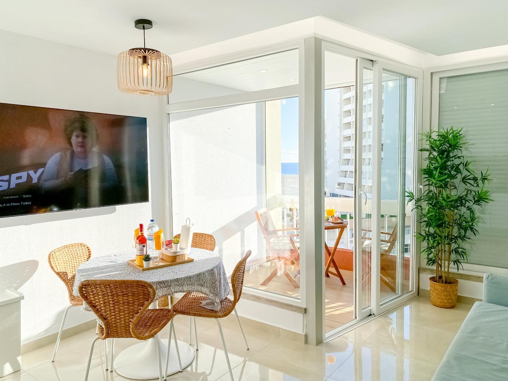 Luxury 2 Min Beach With Balcony, Ocean View, Wifi, Ac, Smarttv Portimão Esterno foto