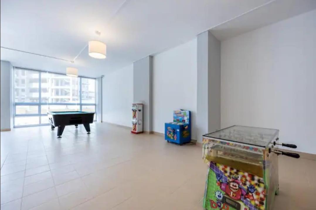 Luxury 2 Min Beach With Balcony, Ocean View, Wifi, Ac, Smarttv Portimão Esterno foto