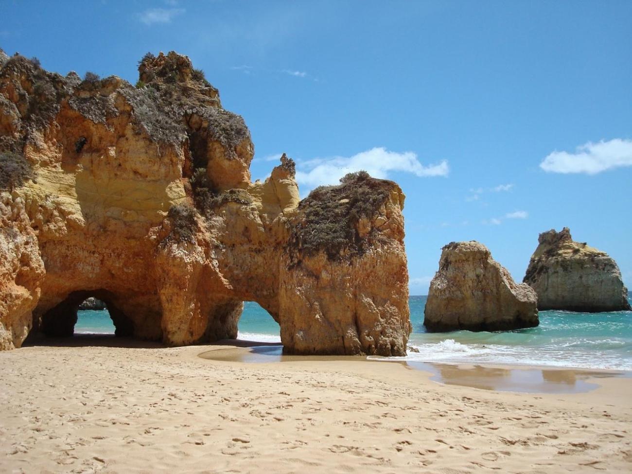 Luxury 2 Min Beach With Balcony, Ocean View, Wifi, Ac, Smarttv Portimão Esterno foto