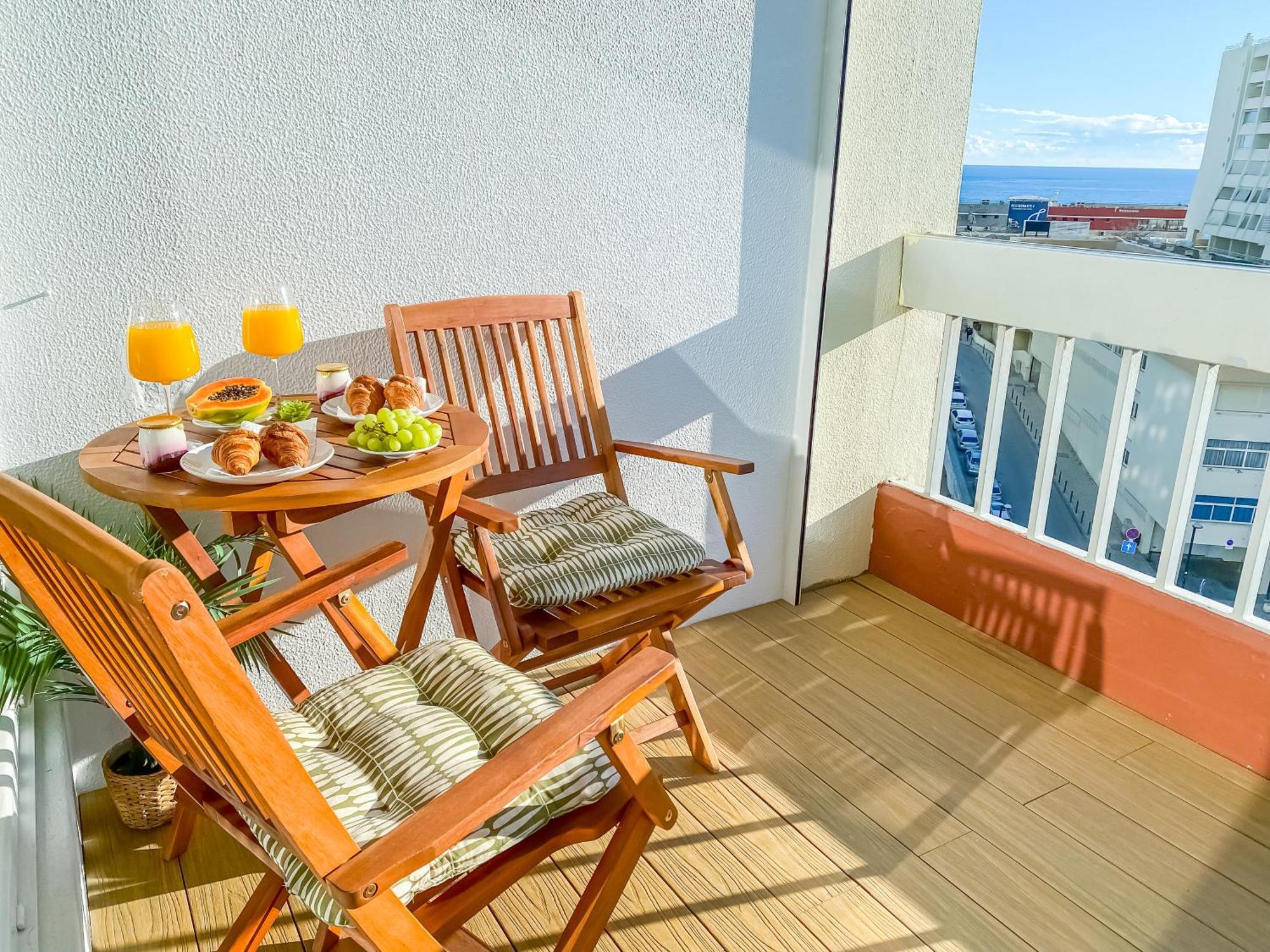 Luxury 2 Min Beach With Balcony, Ocean View, Wifi, Ac, Smarttv Portimão Esterno foto